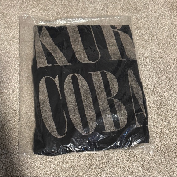 NWT Kurt Cobain Black Unisex Graphic Band Tee – XL & XXL - Picture 3 of 3